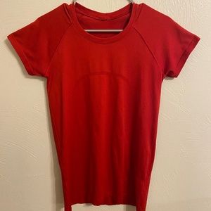 Lululemon swiftly tech red size 8